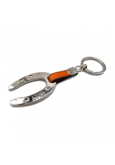 Leather key ring with steel horseshoe