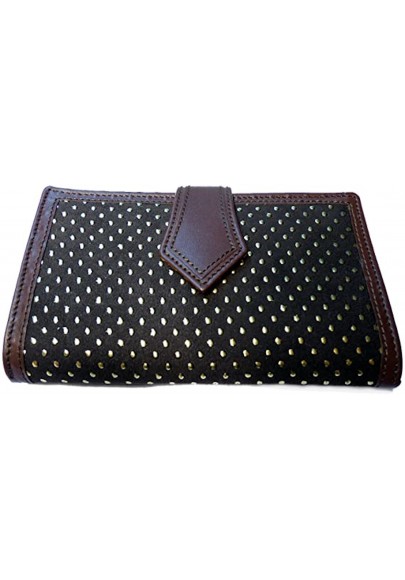 WOMEN´S LEATHER WALLET WITH STUDS MEDIUM SIZE